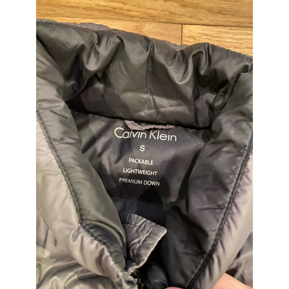 Calvin Klein Packable Lightweight Premium Down Grey Puffer Coat - Picture 3 of 8